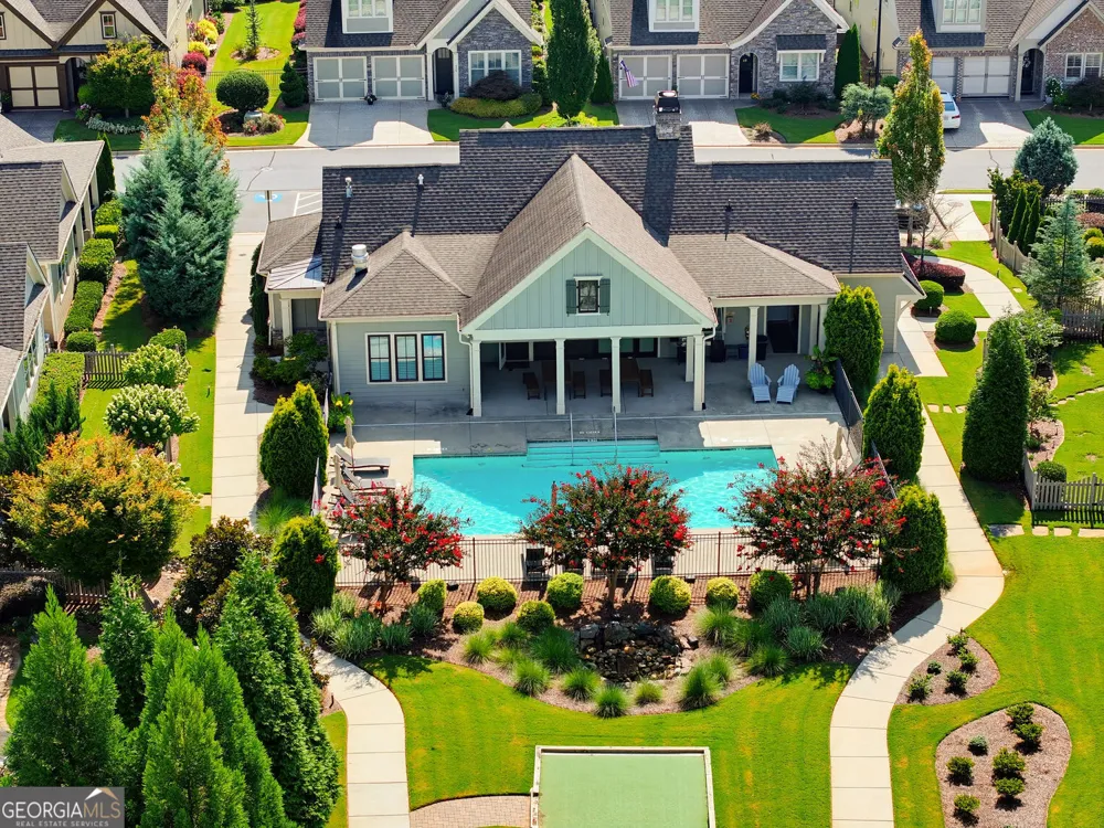 333 Little Pine LN Woodstock, GA 30188