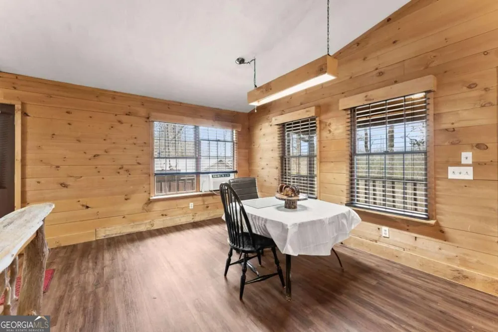 279 Cindy Cove RD Blairsville, GA 30512