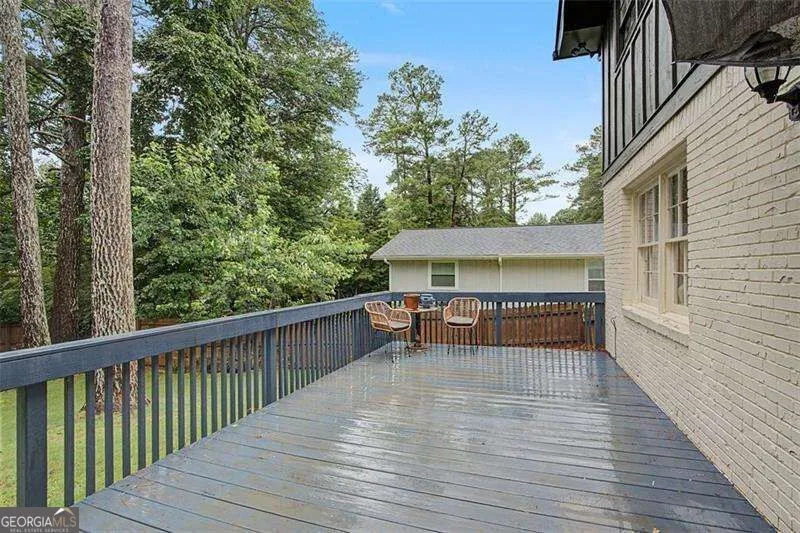 2204 Pine Point DR Lawrenceville, GA 30043