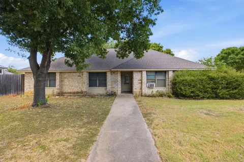 50208 Eagle Trace Drive