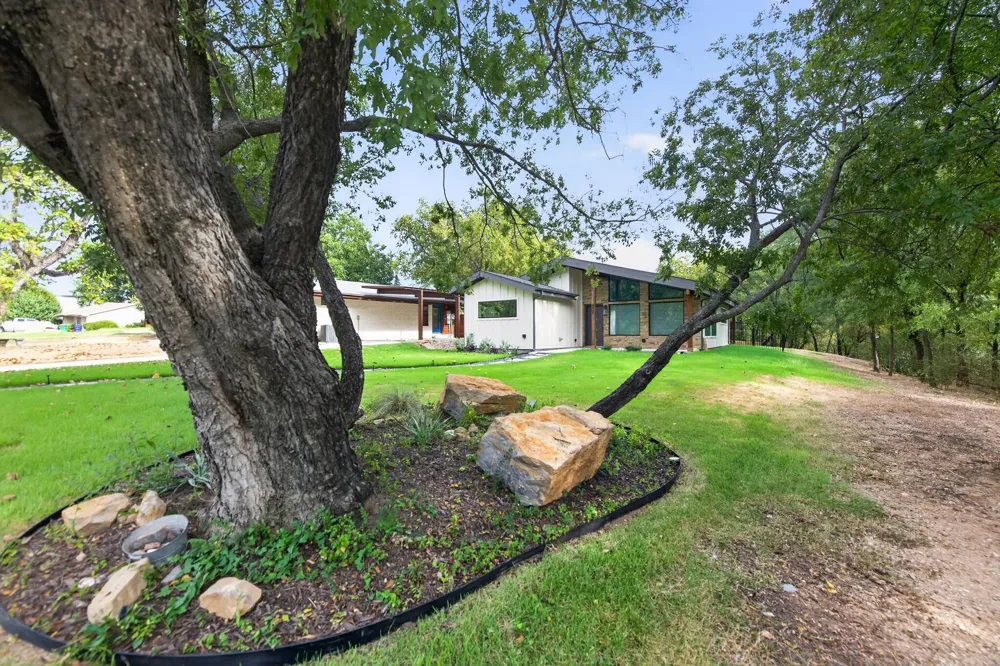 802 Stevens Street Bridgeport, TX 76426