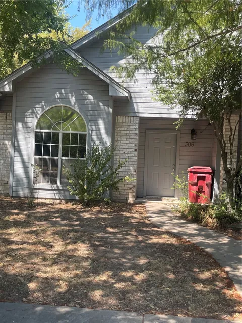 302 Mill Street #306