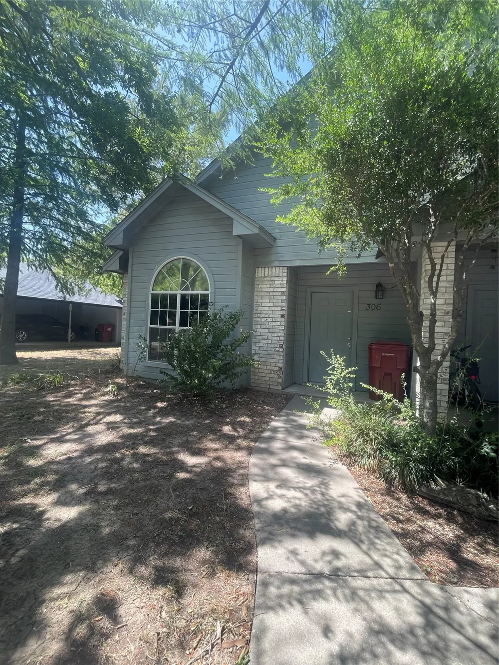 302 Mill Street #306 Savoy, TX 75479