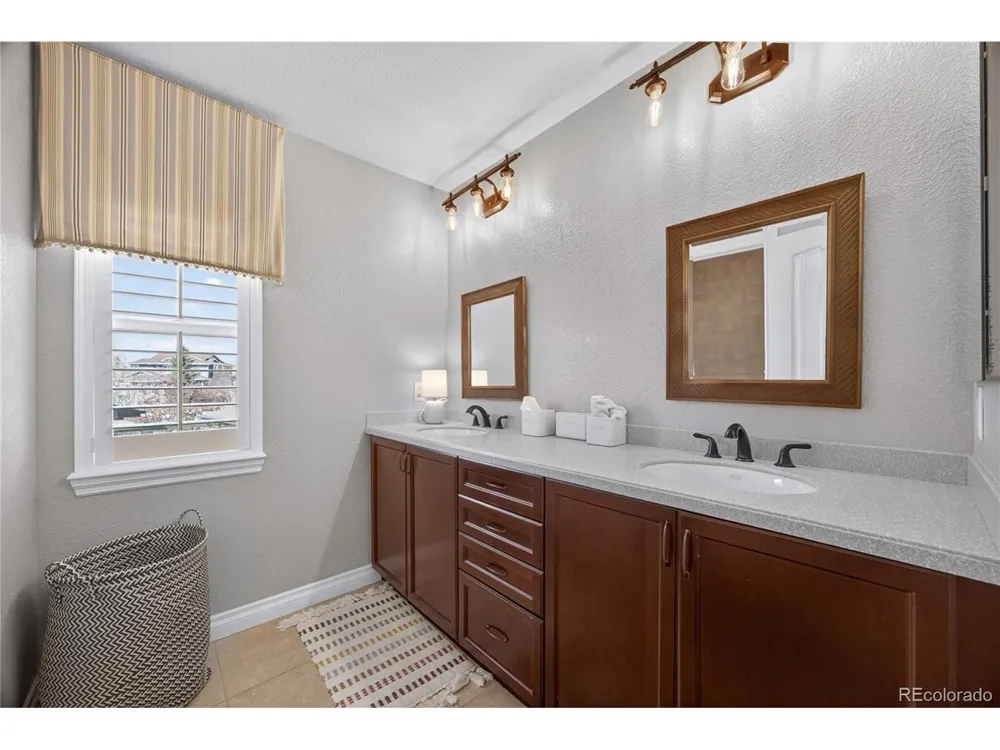 6726 S Quantock Way Aurora, CO 80016
