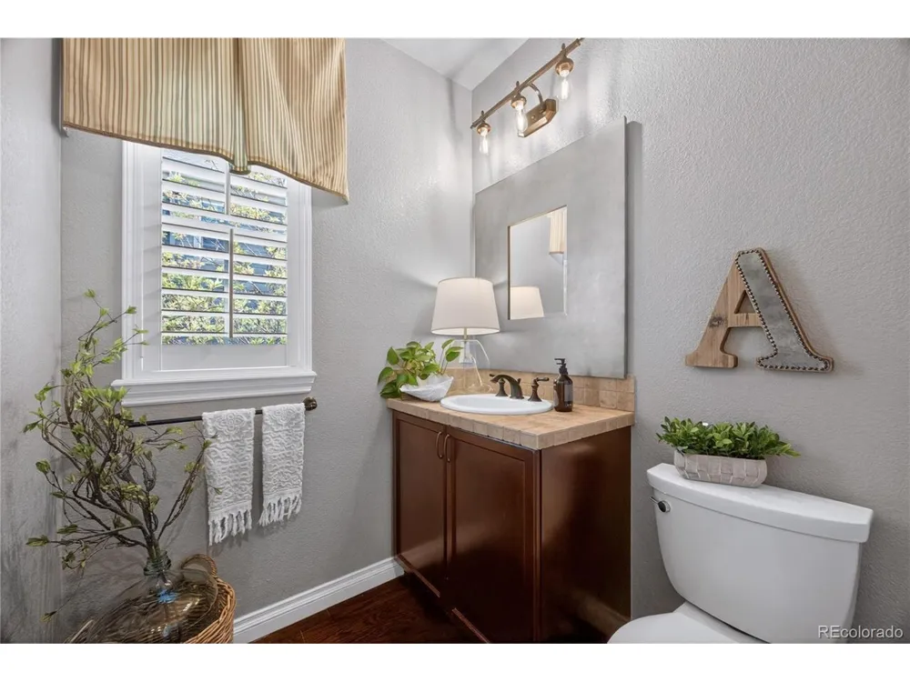 6726 S Quantock Way Aurora, CO 80016