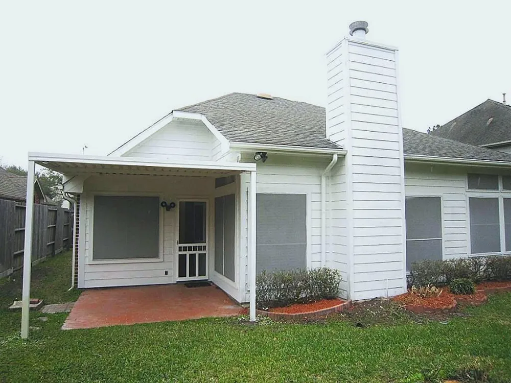 1710 Emerald Lake Court Houston, TX 77062