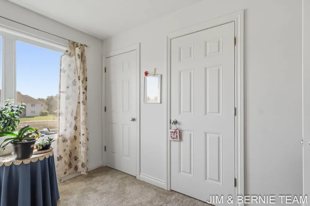 3042 W Crystal Waters Drive #6 Holland, MI 49424