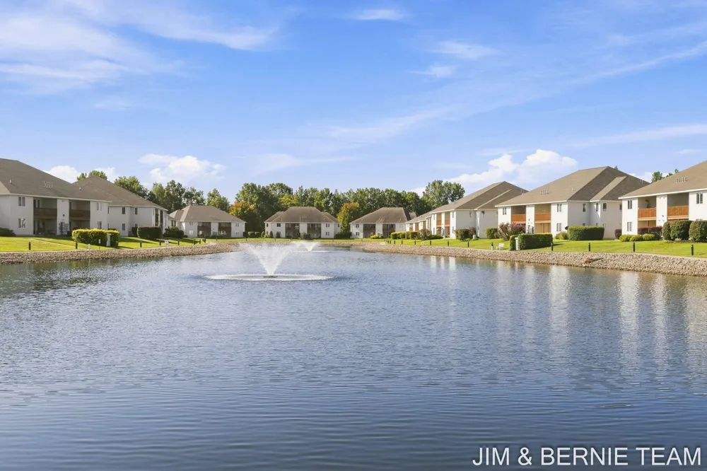 3042 W Crystal Waters Drive #6 Holland, MI 49424