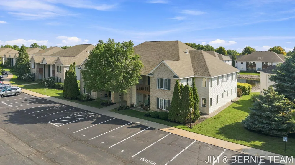 3042 W Crystal Waters Drive #6 Holland, MI 49424