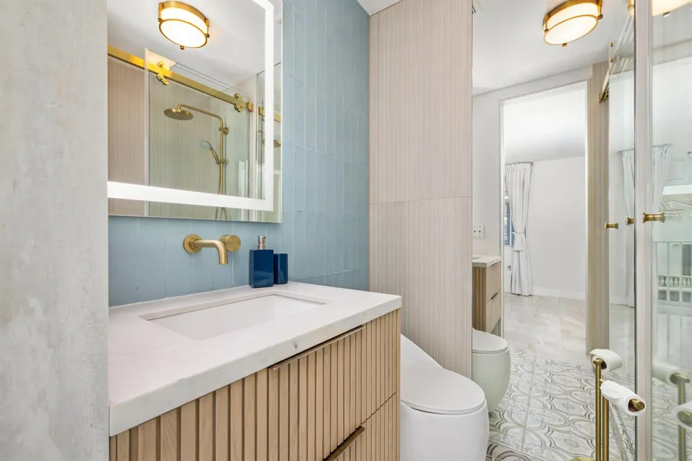 966 Jeffery Street Boca Raton, FL 33487