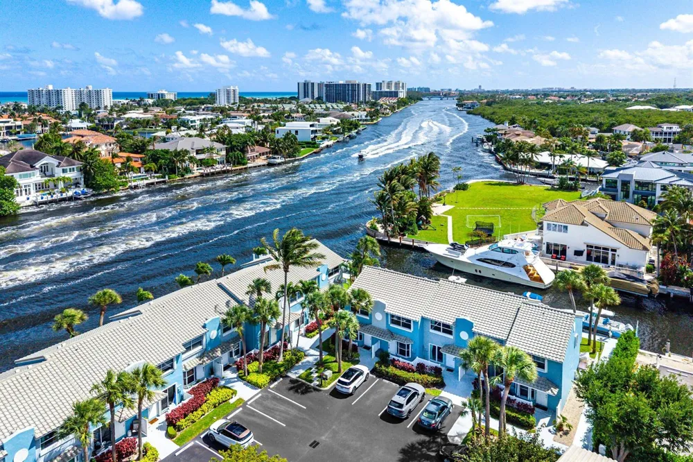 966 Jeffery Street Boca Raton, FL 33487