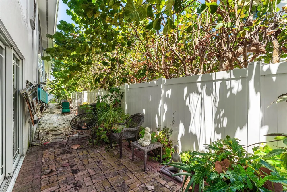5505 Ocean Boulevard #3-106 Ocean Ridge, FL 33435