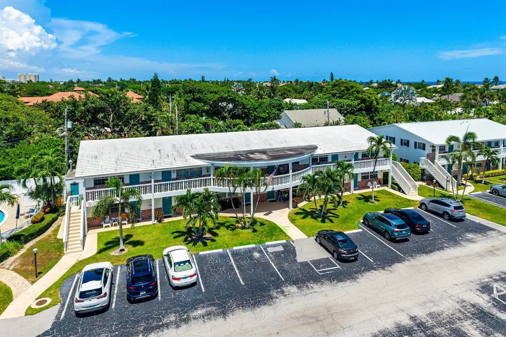 5505 Ocean Boulevard #3-106 Ocean Ridge, FL 33435