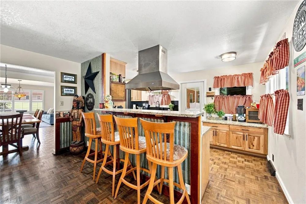 305 Heritage Circle Statesville, NC 28625