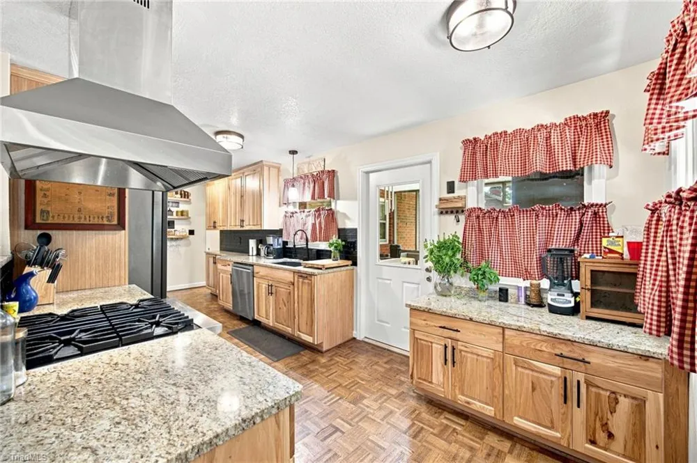 305 Heritage Circle Statesville, NC 28625