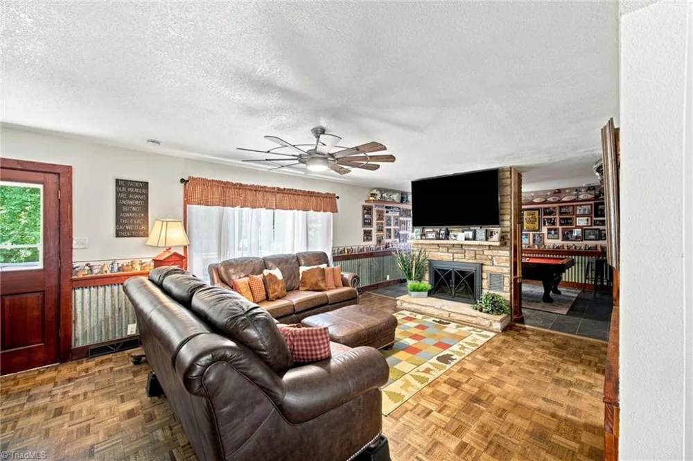 305 Heritage Circle Statesville, NC 28625