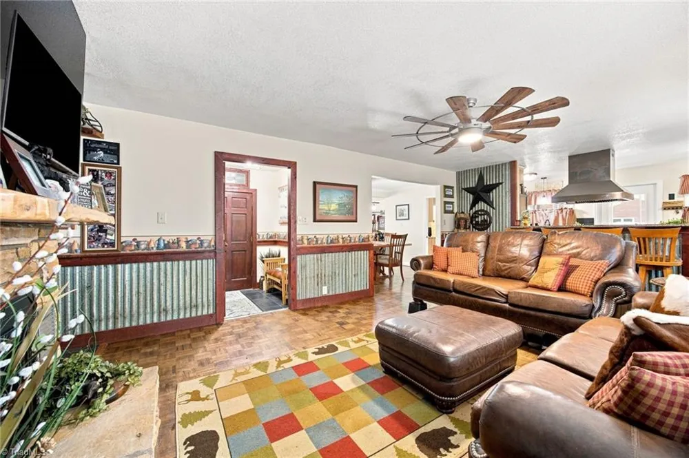 305 Heritage Circle Statesville, NC 28625