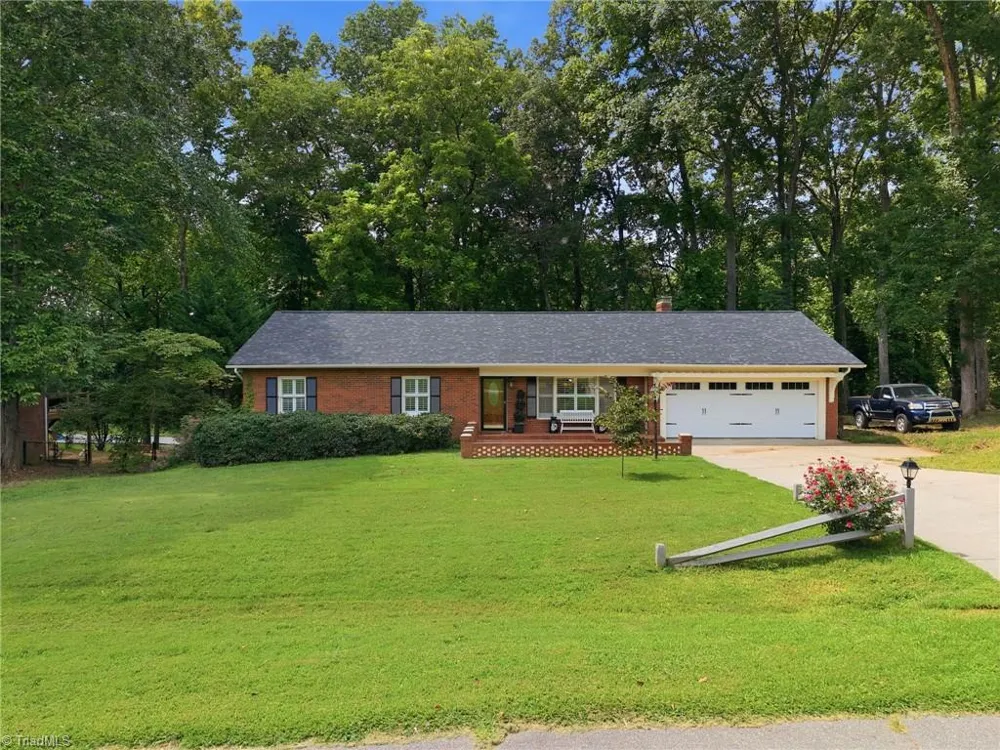 305 Heritage Circle Statesville, NC 28625