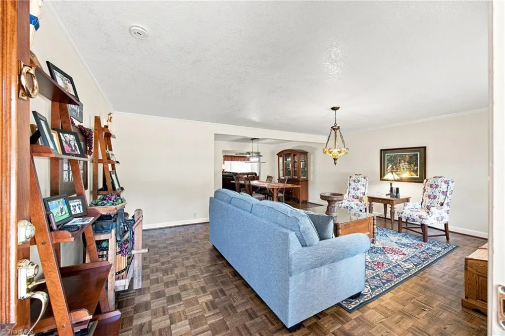 305 Heritage Circle Statesville, NC 28625