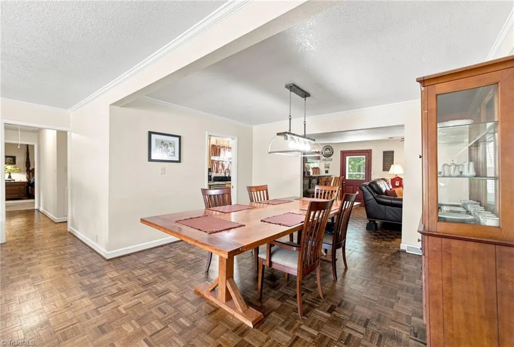 305 Heritage Circle Statesville, NC 28625