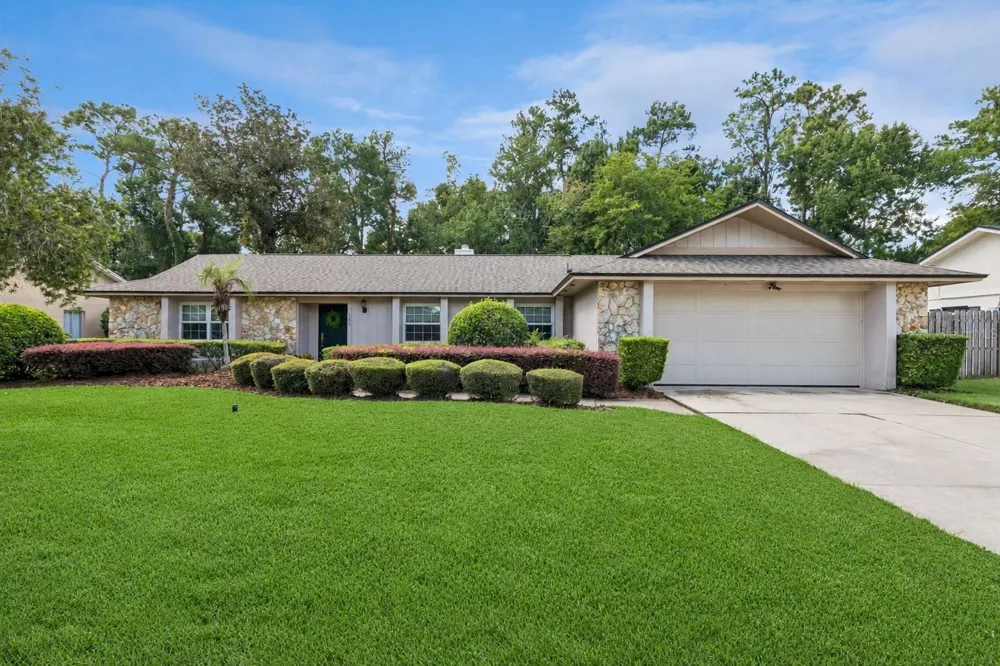 734 RIVERBEND BOULEVARD Longwood, FL 32779
