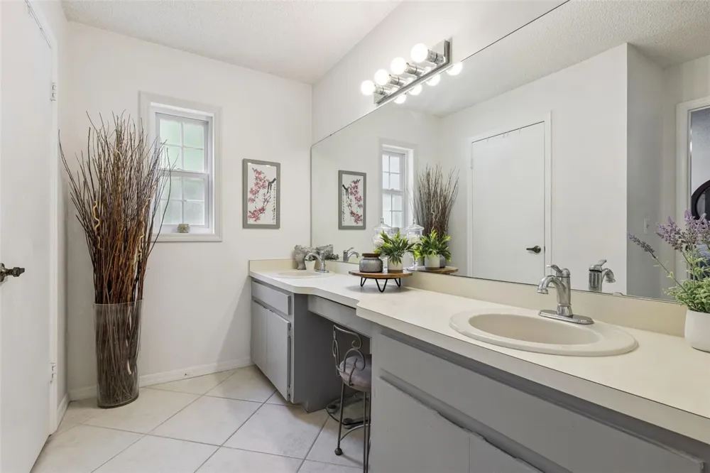 734 RIVERBEND BOULEVARD Longwood, FL 32779