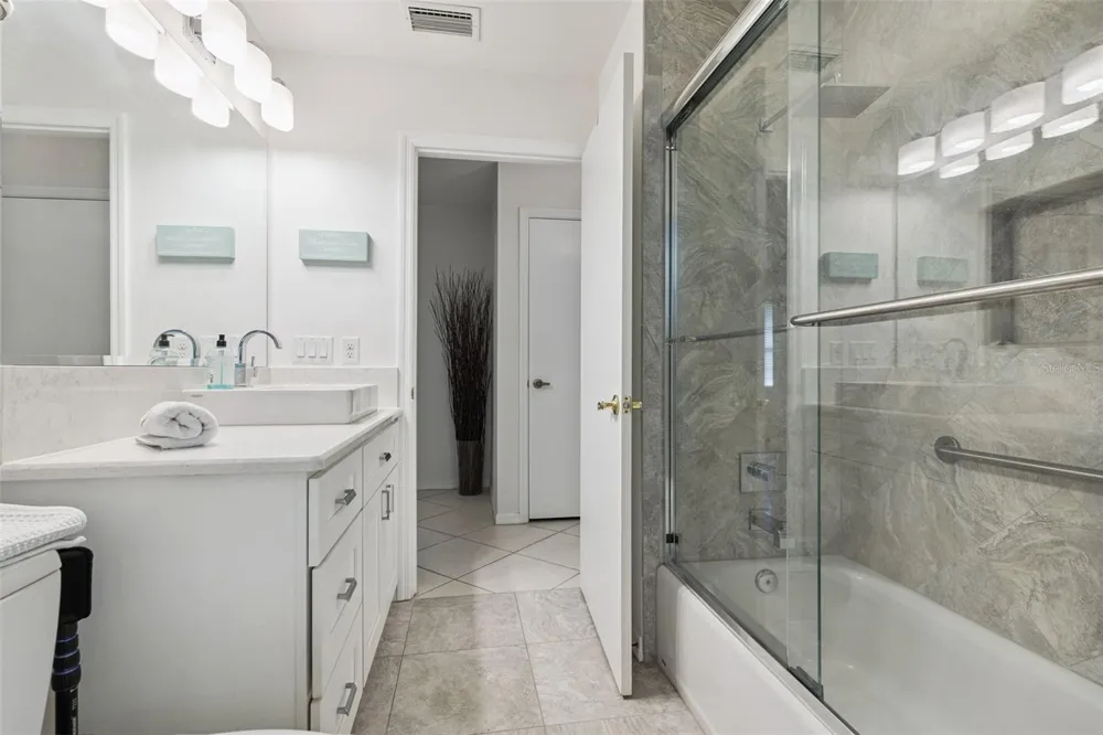 734 RIVERBEND BOULEVARD Longwood, FL 32779