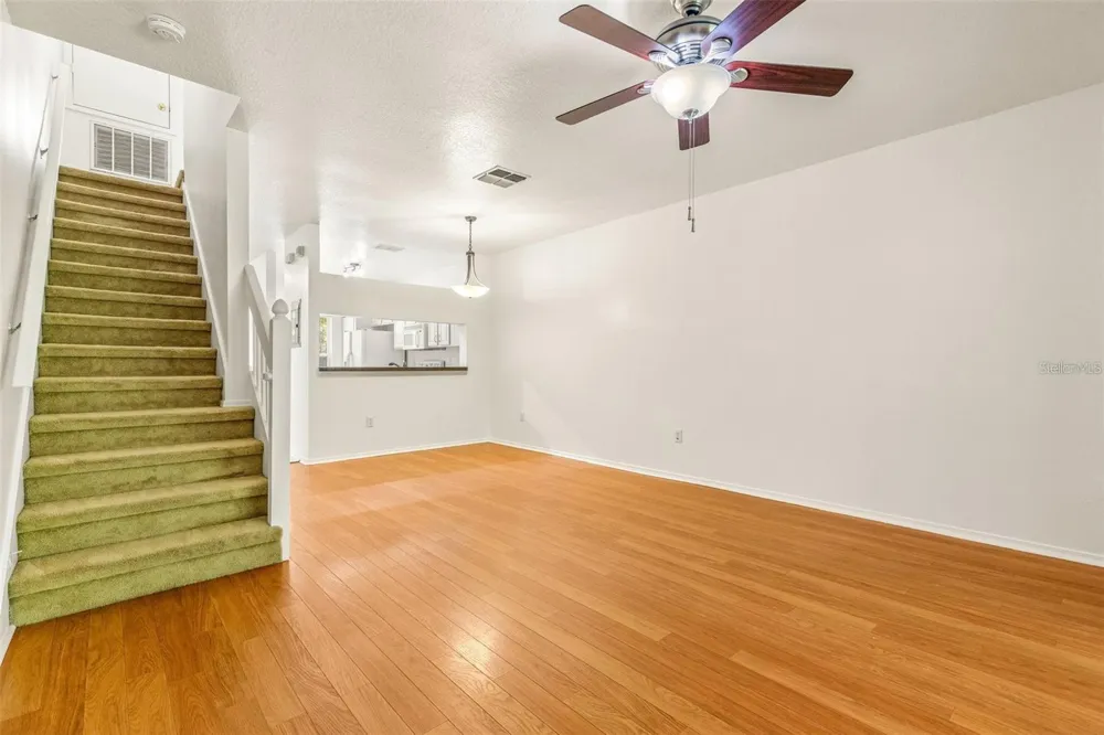 1237 KENNEWICK COURT Wesley Chapel, FL 33543