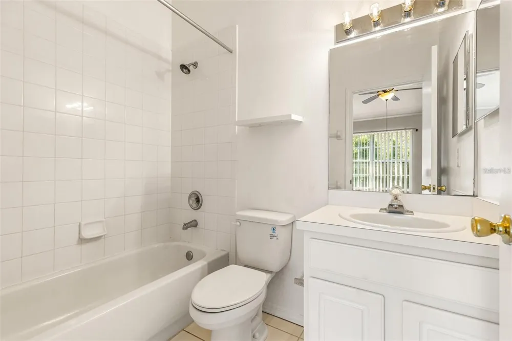1237 KENNEWICK COURT Wesley Chapel, FL 33543