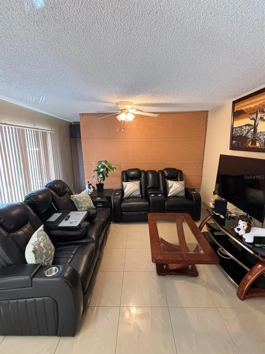 5277 CORAL COURT #625 Orlando, FL 32811