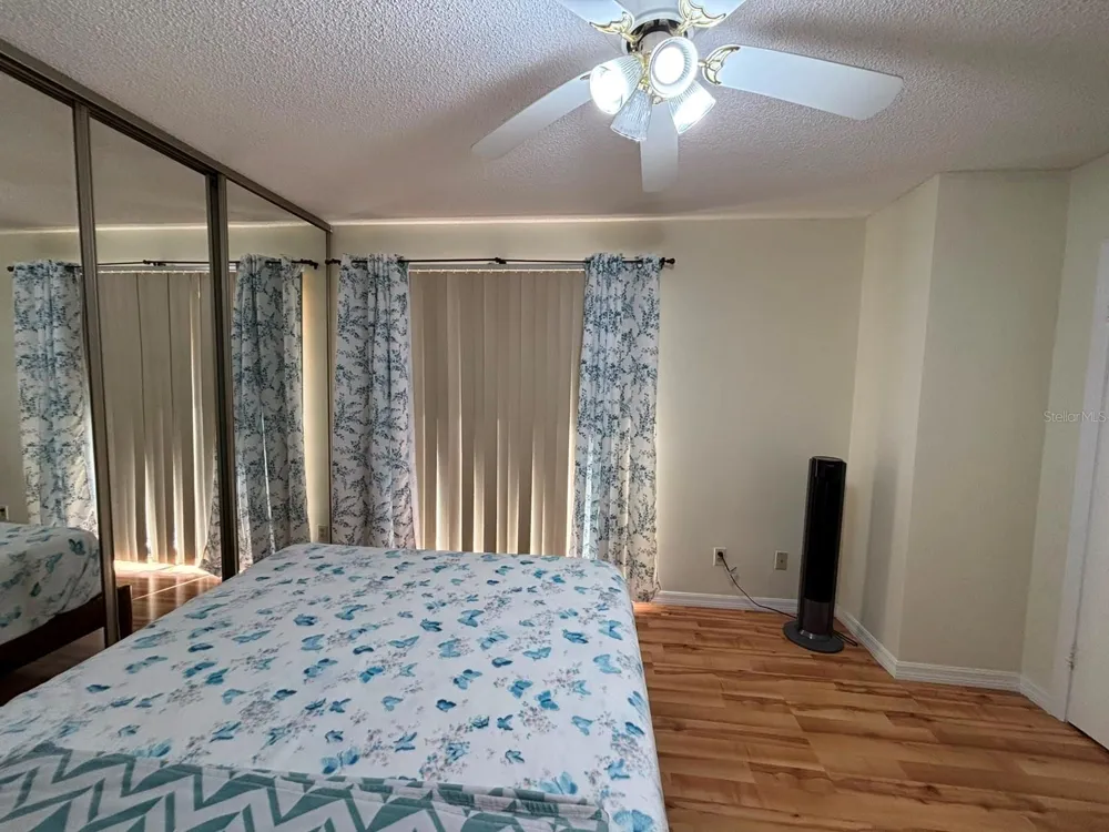 5277 CORAL COURT #625 Orlando, FL 32811