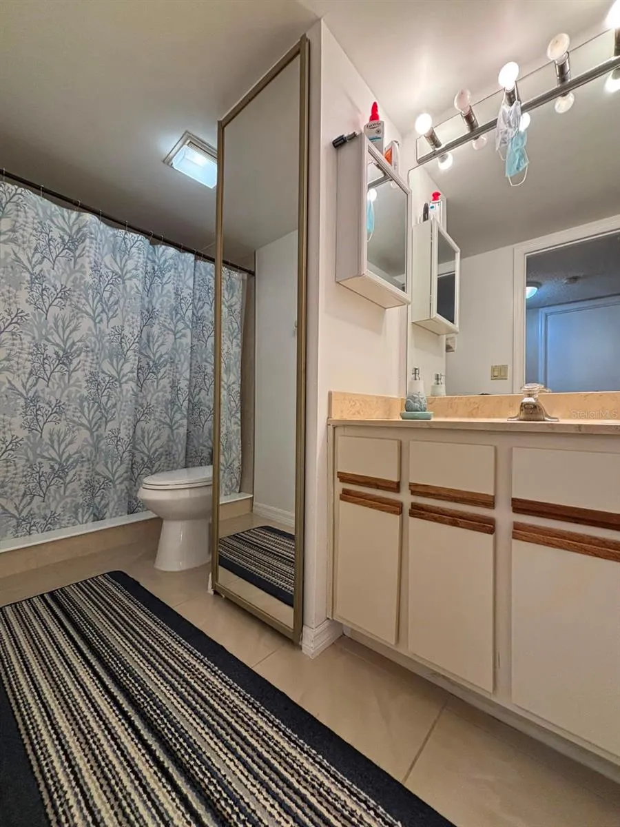 5277 CORAL COURT #625 Orlando, FL 32811