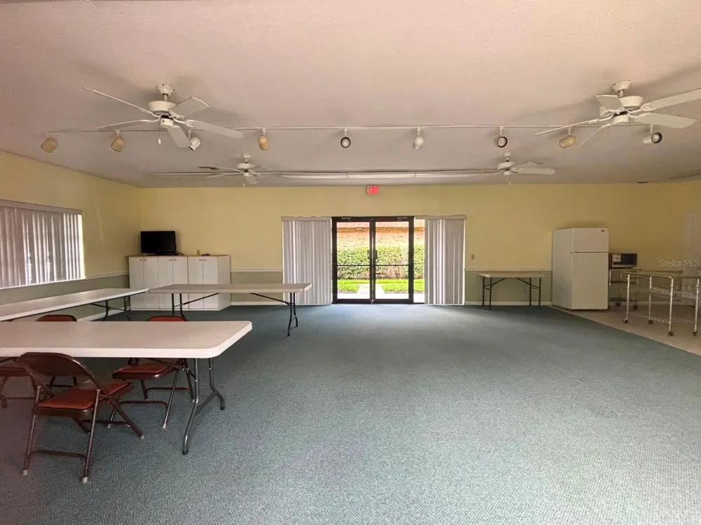 5277 CORAL COURT #625 Orlando, FL 32811