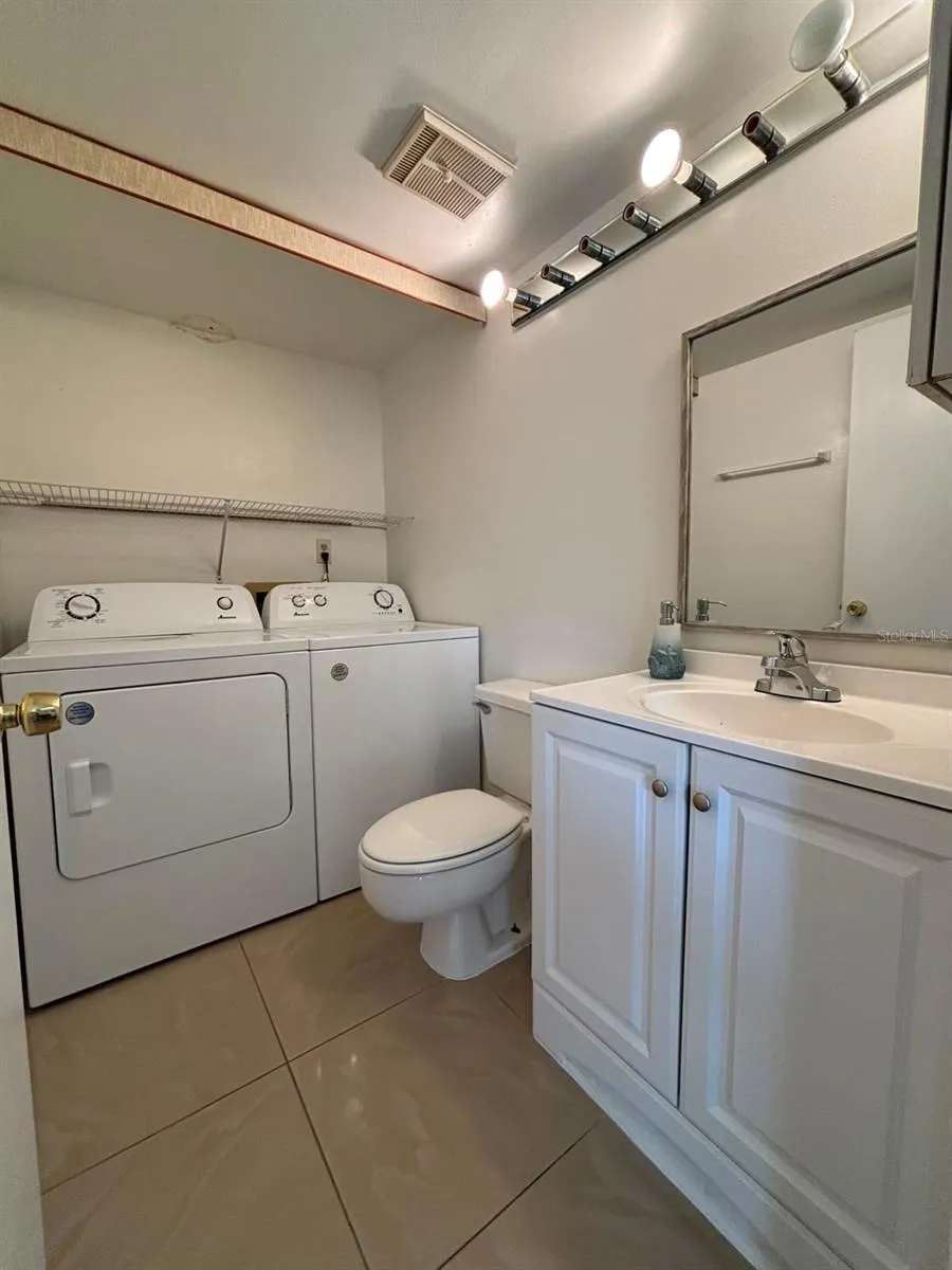 5277 CORAL COURT #625 Orlando, FL 32811