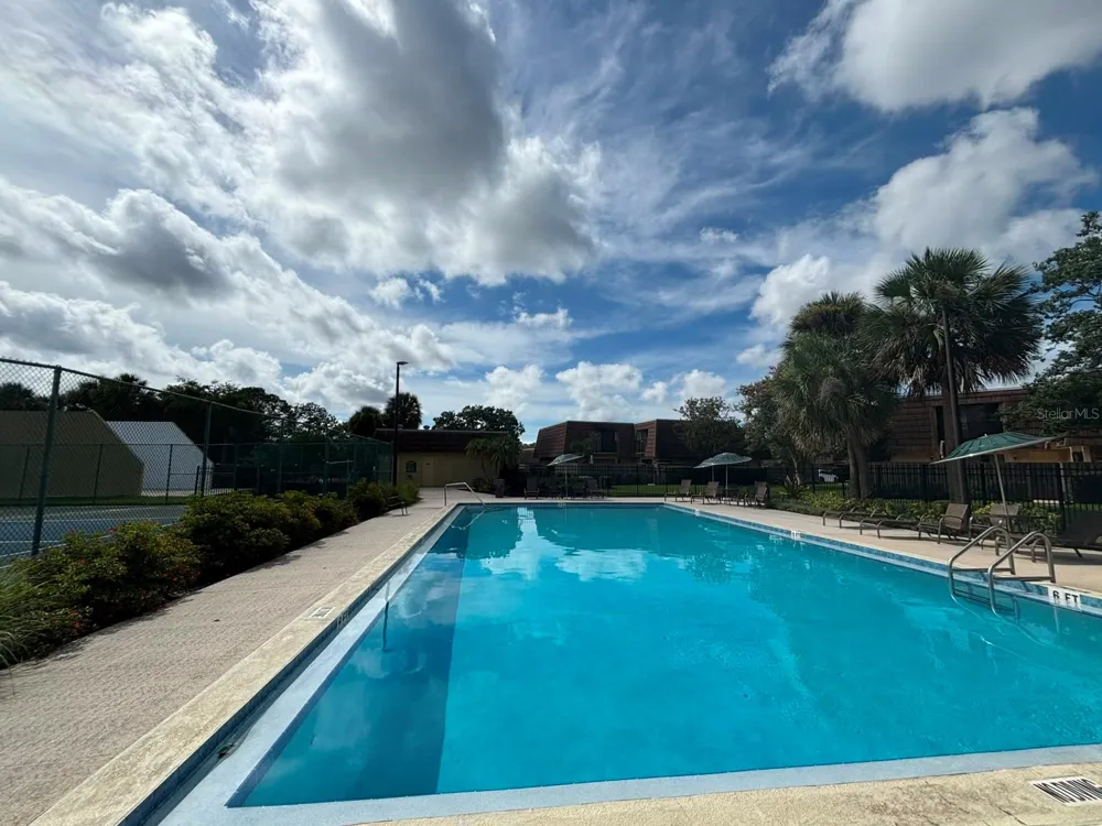 5277 CORAL COURT #625 Orlando, FL 32811