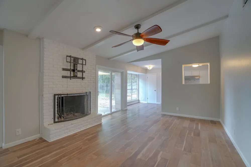 10110 Aspen Street Austin, TX 78758
