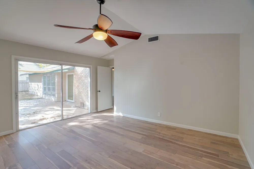 10110 Aspen Street Austin, TX 78758