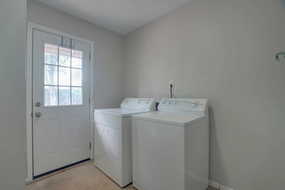 10110 Aspen Street Austin, TX 78758