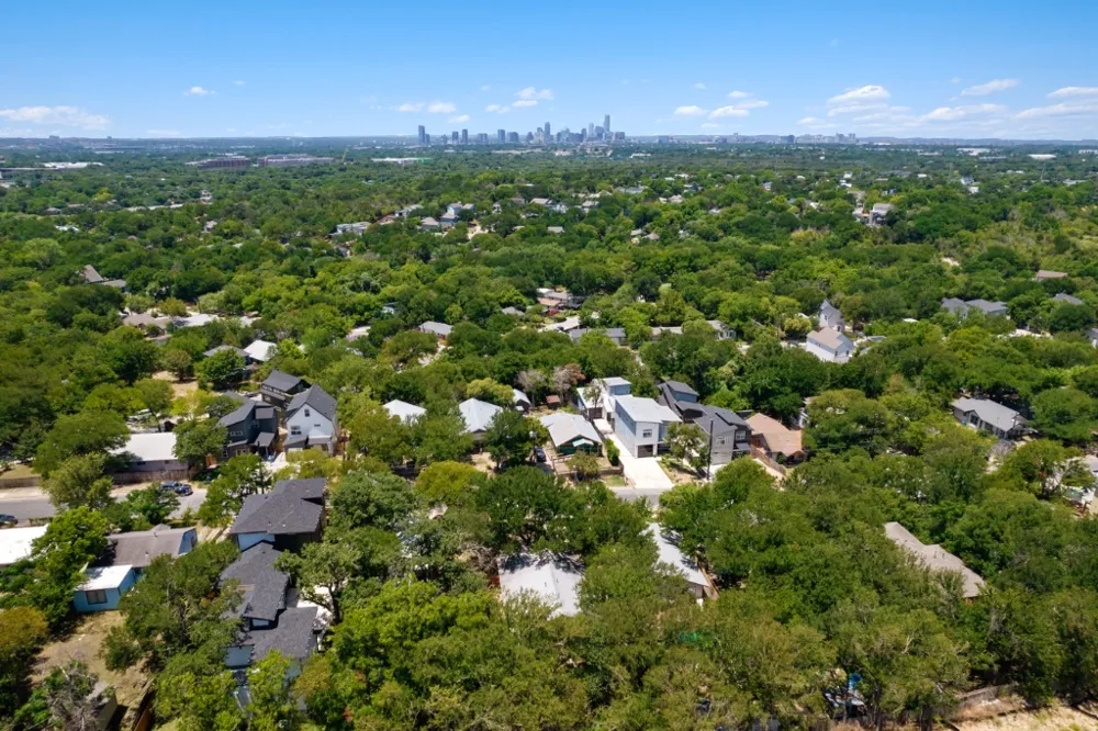 1211 Delano Street Austin, TX 78721