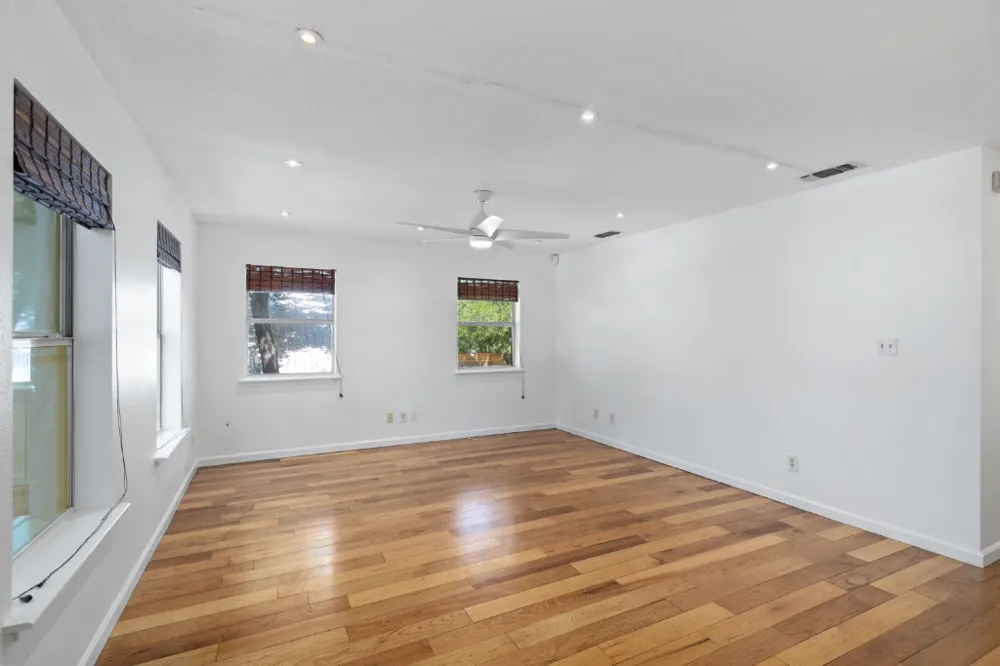 1211 Delano Street Austin, TX 78721