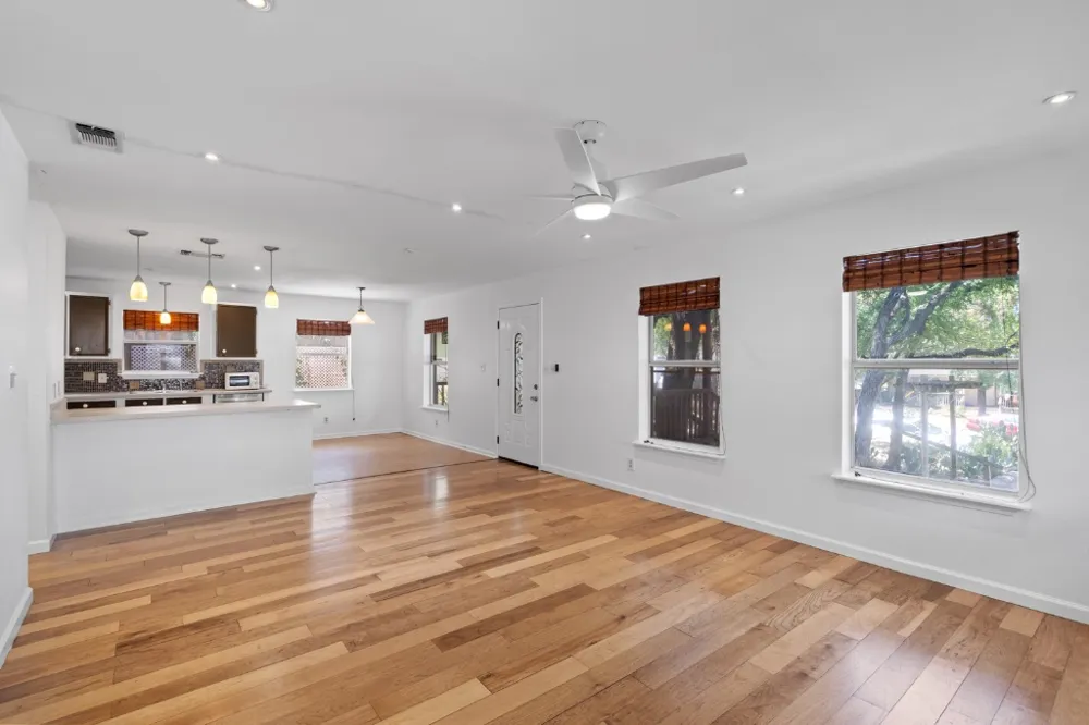 1211 Delano Street Austin, TX 78721