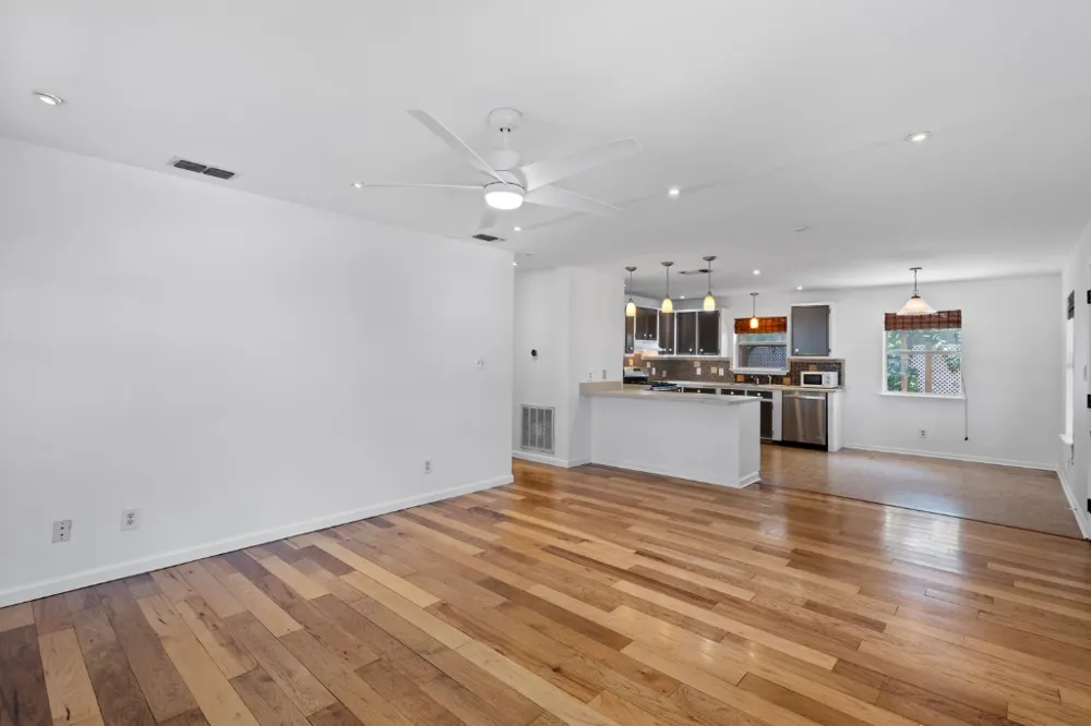 1211 Delano Street Austin, TX 78721