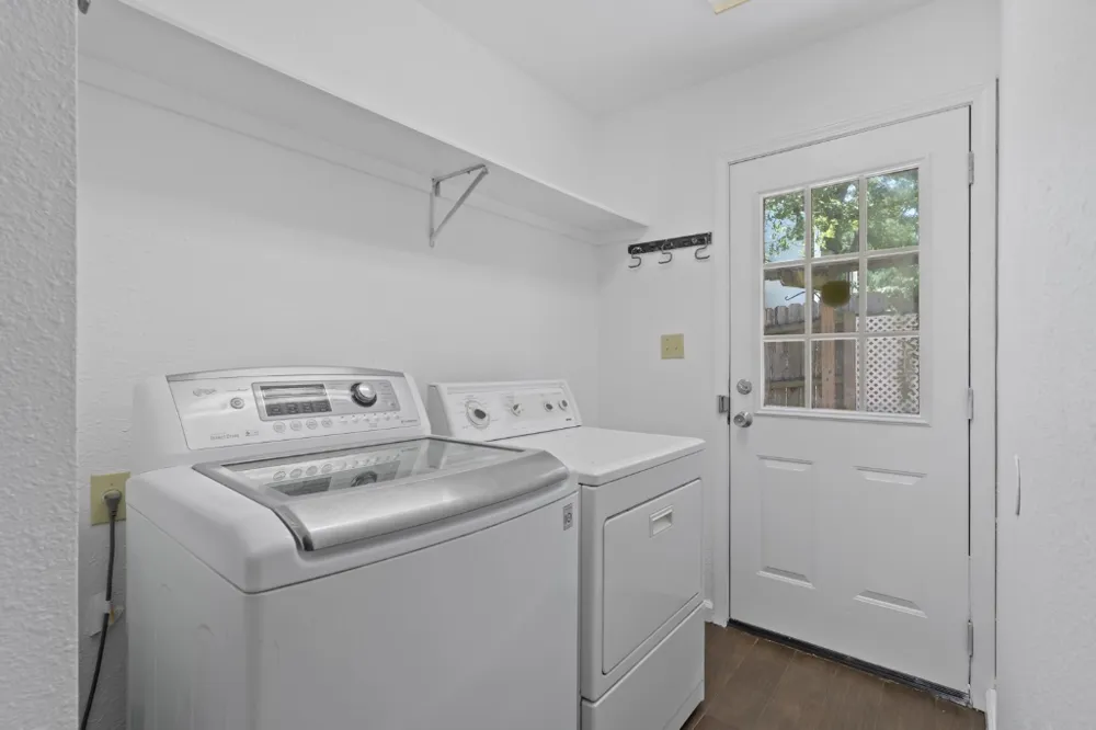 1211 Delano Street Austin, TX 78721