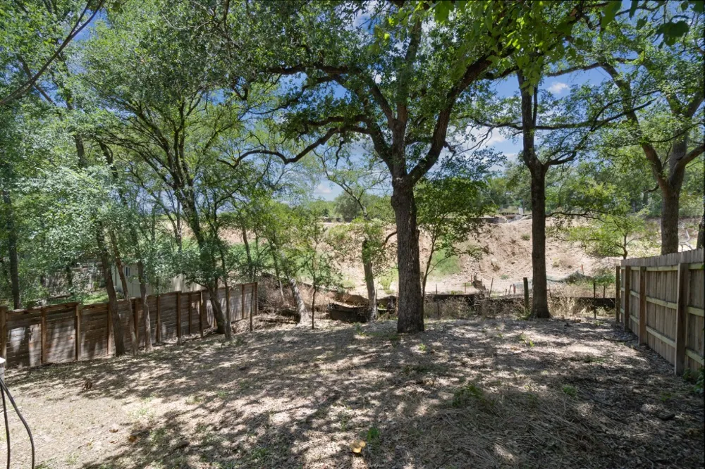 1211 Delano Street Austin, TX 78721
