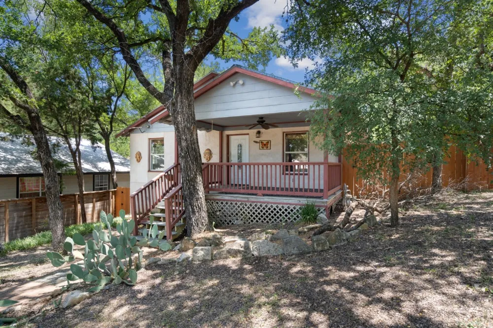 1211 Delano Street Austin, TX 78721