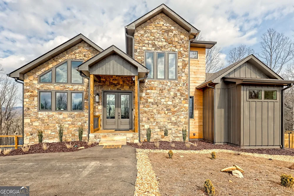 804 Settlers Ridge RD Ellijay, GA 30540