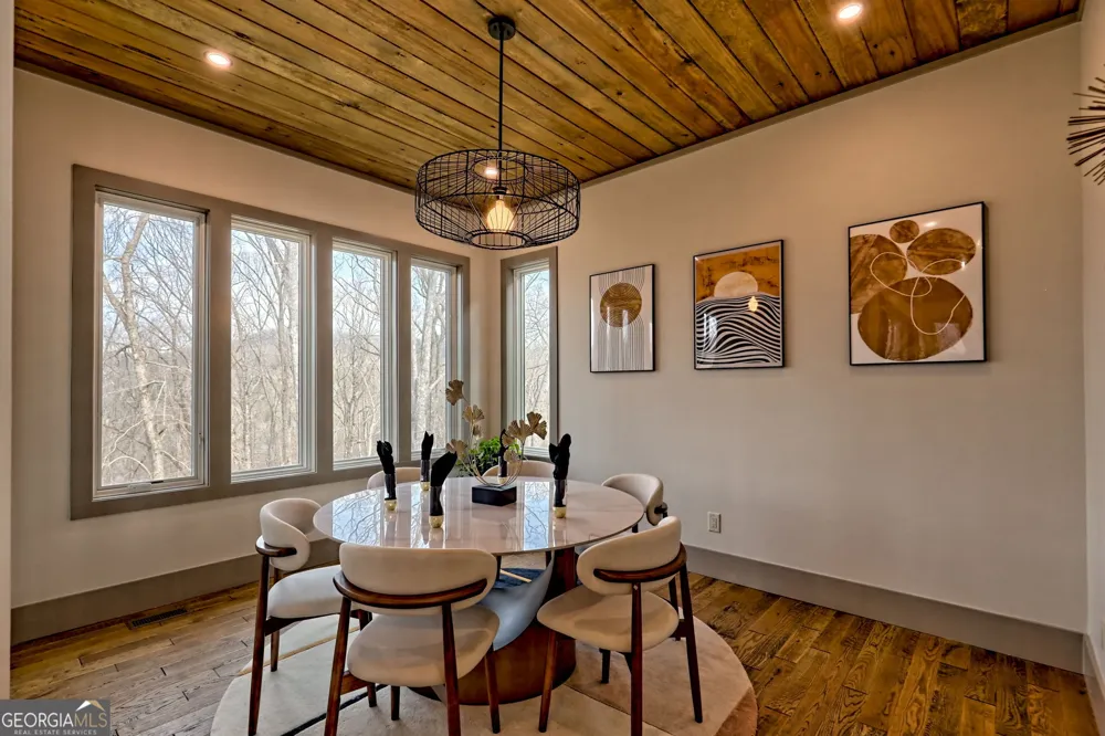 804 Settlers Ridge RD Ellijay, GA 30540