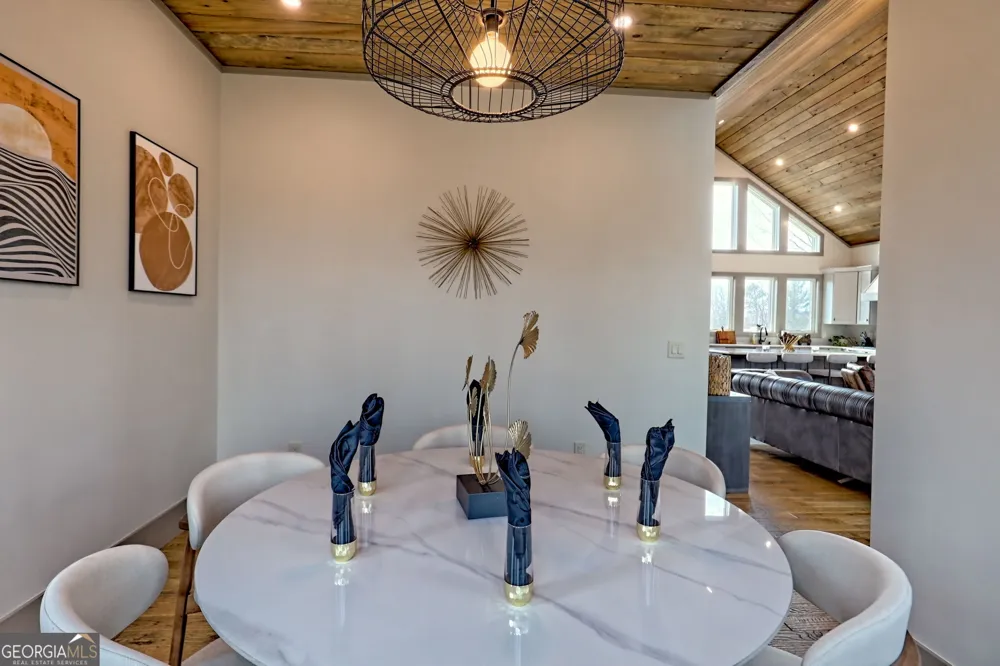 804 Settlers Ridge RD Ellijay, GA 30540
