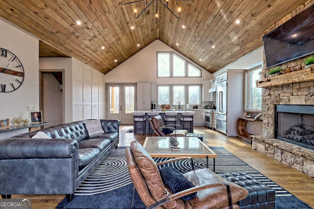 804 Settlers Ridge RD Ellijay, GA 30540