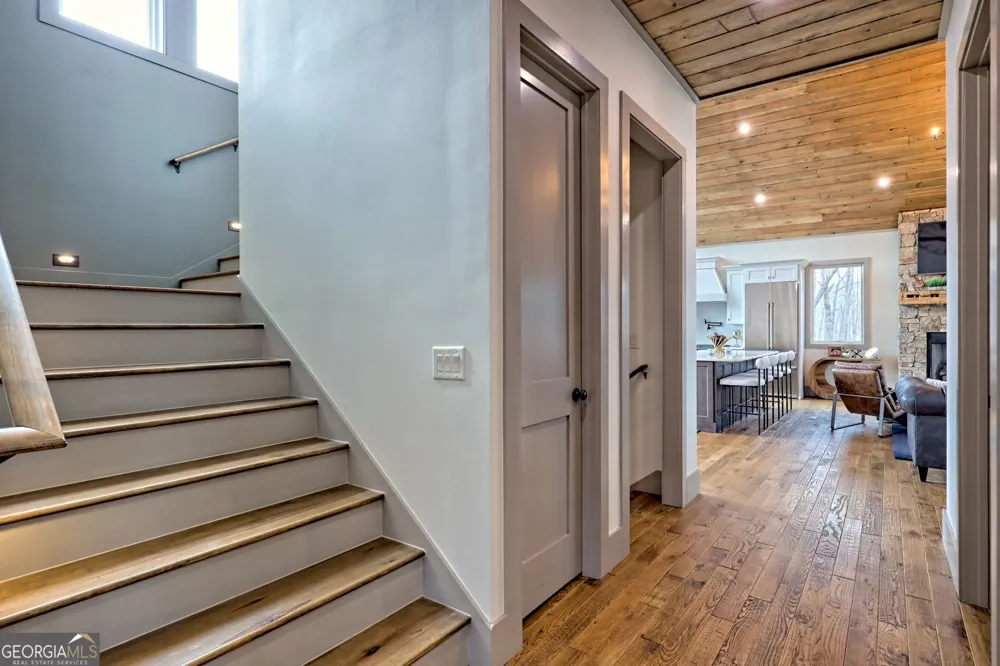 804 Settlers Ridge RD Ellijay, GA 30540